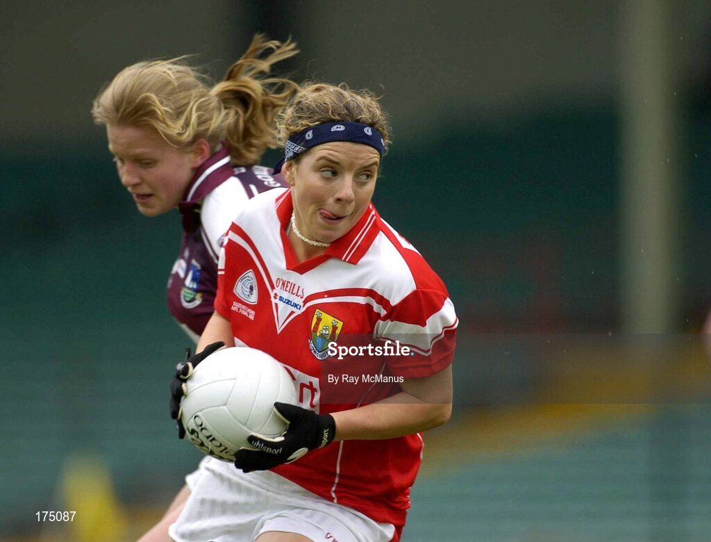 30 April 2005; Valerie Mulcahy, Cork, in action against Claire Molloy, Galway. Suzuki Ladies National Football League, Division 1 Final, Cork v Galway, Gaelic Grounds, Limerick. Picture credit; Ray McManus / SPORTSFILE