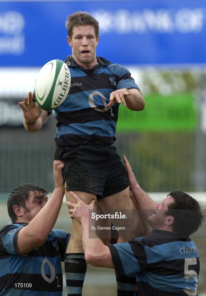 30 April 2005; Colm McMahon, Shannon, wins the lineout. AIB All Ireland League 2004-2005, Division 1 Semi-Final, Shannon v Clontarf, Thomond Park, Limerick. Picture credit; Damien Eagers / SPORTSFILE
