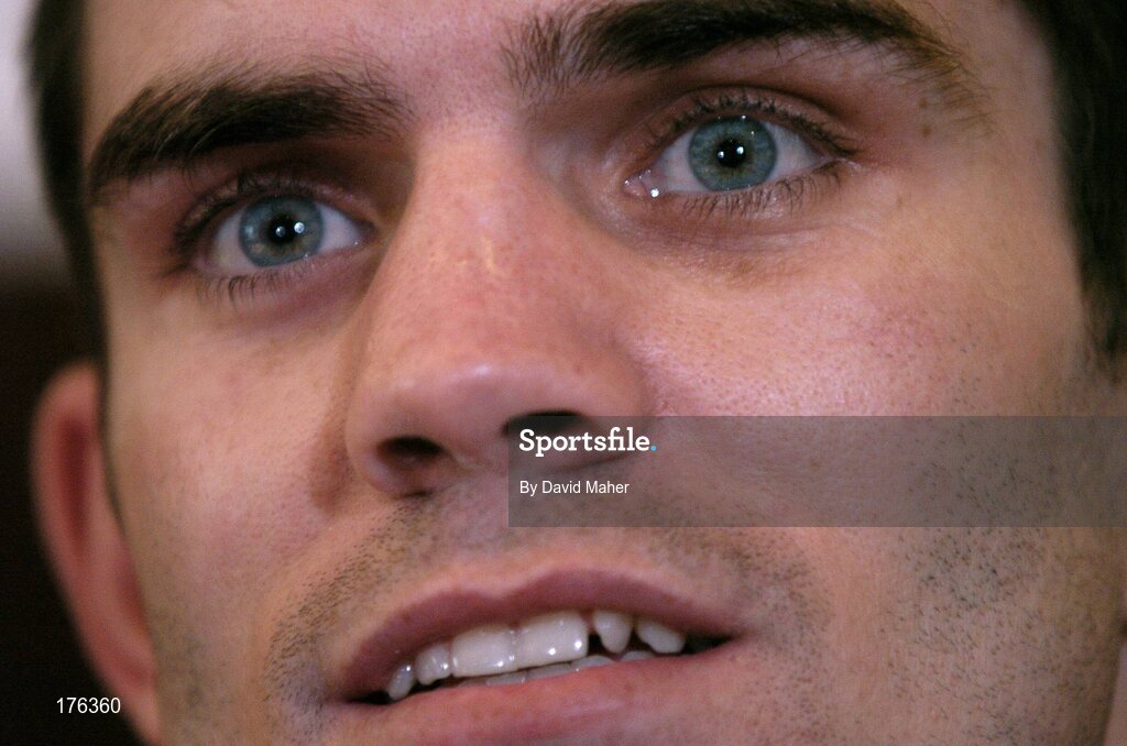 13 May 2005; Boxers Bernard Dunne, at a weigh-in prior to the Bernard Dunne.v. Yuri Voronin boxing event that takes place on 14th May. Jury's Hotel, Ballsbridge, Dublin. Picture credit; David Maher / SPORTSFILE
