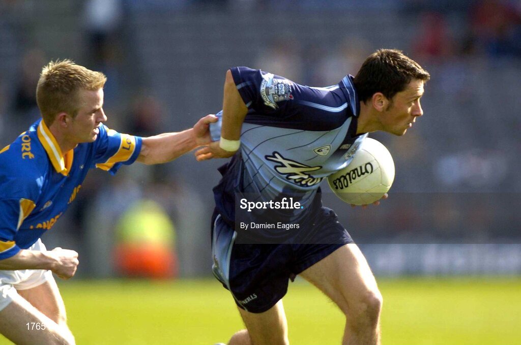 15 May 2005; Alan Brogan, Dublin, in action against Declan Reilly, Longford. Bank Of Ireland Leinster Senior Football Championship, Dublin v Longford, Croke Park, Dublin. Picture credit; Damien Eagers / SPORTSFILE