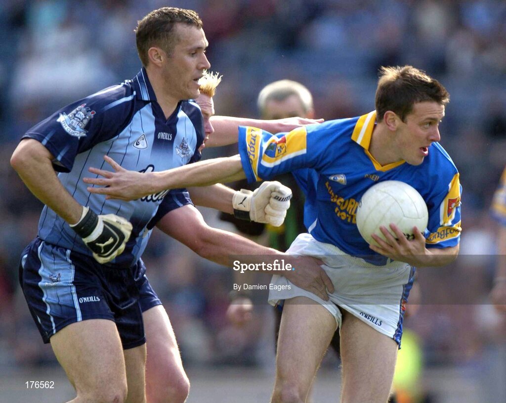 15 May 2005; Trevor Glendenning, Longford, in action against Mark Vaughan and Ciaran Whelan, left, Dublin. Bank Of Ireland Leinster Senior Football Championship, Dublin v Longford, Croke Park, Dublin. Picture credit; Damien Eagers / SPORTSFILE