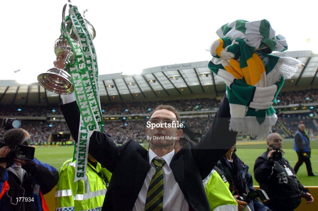 28 May 2005; Martin O'Neill, Glasgow Celtic manager, celebrates at the end of the game. Scottish Cup Final, Glasgow Celtic v Dundee United, Hampden Park, Glasgow, Scotland. Picture credit; David Maher / SPORTSFILE