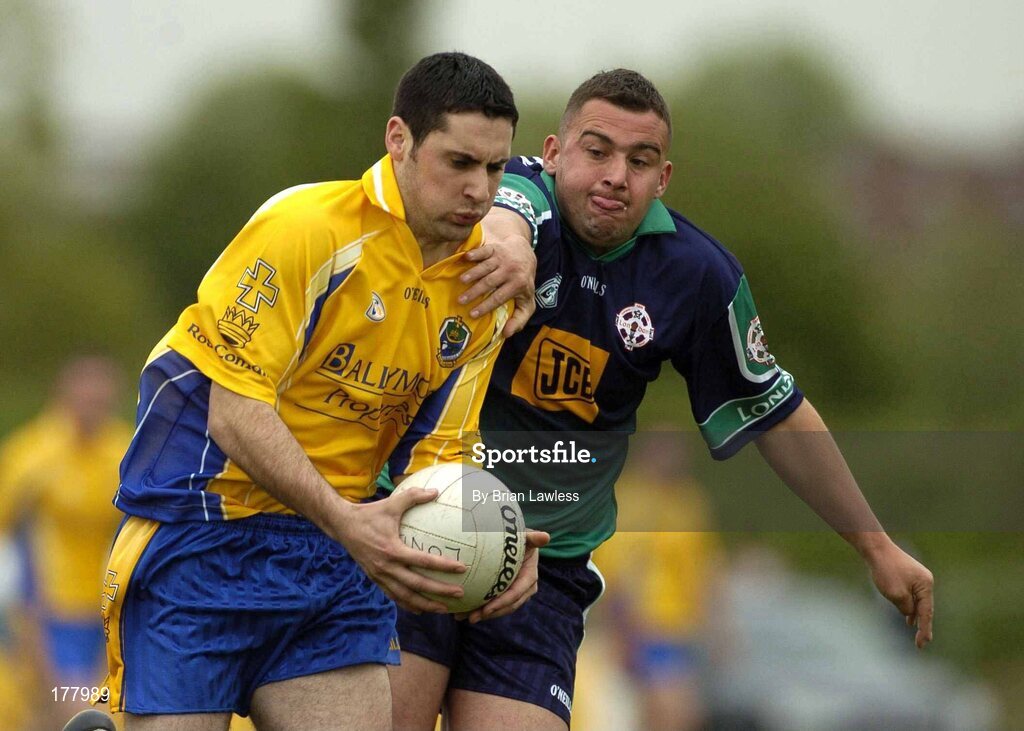 29 May 2005; Ger Heneghan, Roscommon, in action against Paddy Callaghan, London. Bank of Ireland Connacht Senior Football Championship, London v Roscommon, Emerald Gaelic Grounds, Ruislip, London. Picture credit; Brian Lawless / SPORTSFILE