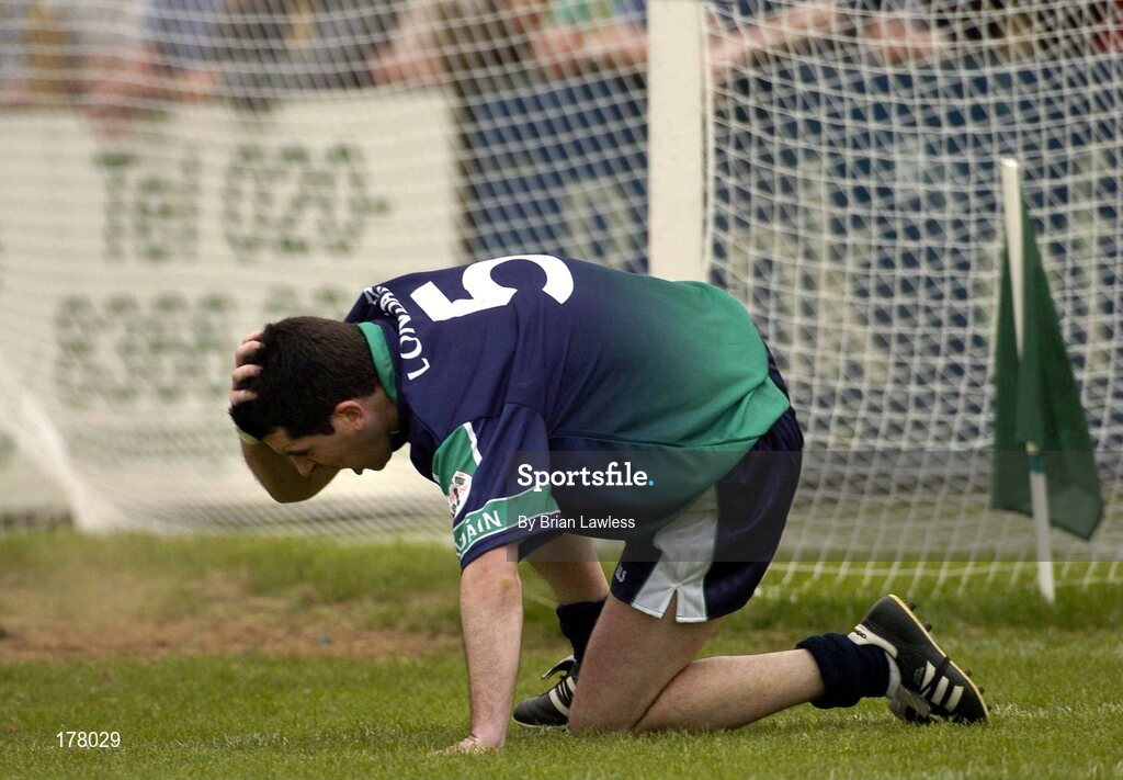 29 May 2005; John Niblock, London, reacts having hit the bar with a fisted shot late in the game. Bank of Ireland Connacht Senior Football Championship, London v Roscommon, Emerald Gaelic Grounds, Ruislip, London. Picture credit; Brian Lawless / SPORTSFILE