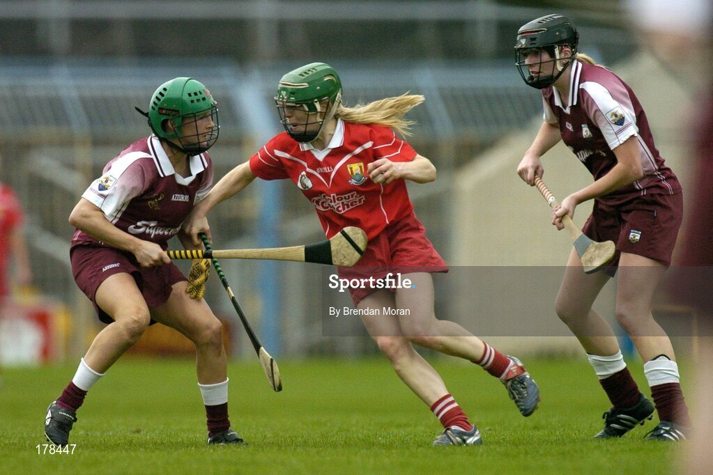 29 May 2005; Rachel Moloney, Cork, in action against Therese Maher, left, and Colette Glennon, Galway. National Camogie League, Division 1 Final, Galway v Cork, Semple Stadium, Thurles, Co. Tipperary. Picture credit; Brendan Moran / SPORTSFILE