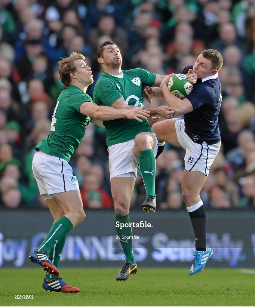 2 February 2014; Duncan Weir, Scotland, in action against Andrew Trimble, left, and Rob Kearney, Ireland. RBS Six Nations Rugby Championship, Ireland v Scotland, Aviva Stadium, Lansdowne Road, Dublin. Photo by Sportsfile