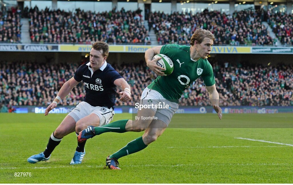 2 February 2014; Andrew Trimble, Ireland, on his way to score his side's first try. RBS Six Nations Rugby Championship, Ireland v Scotland, Aviva Stadium, Lansdowne Road, Dublin. Photo by Sportsfile