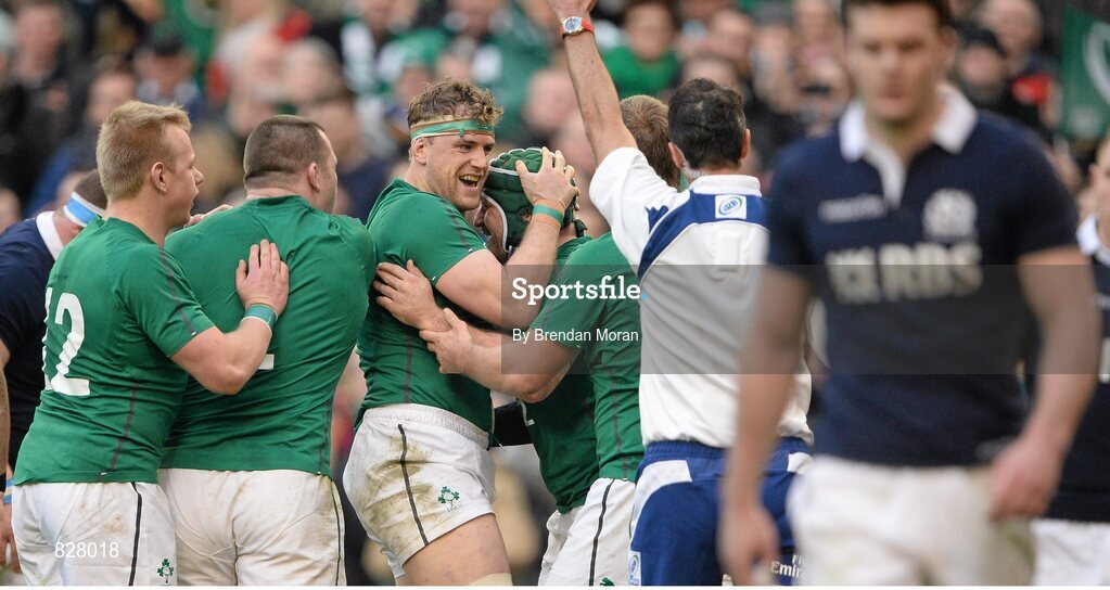 2 February 2014; Ireland's Jamie Heaslip congratulates teammate Rory Best after scoring his side's second try. RBS Six Nations Rugby Championship, Ireland v Scotland, Aviva Stadium, Lansdowne Road, Dublin. Picture credit: Brendan Moran / SPORTSFILE