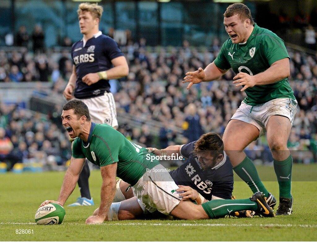 2 February 2014; Rob Kearney, Ireland, celebrates after scoring his side's third try. RBS Six Nations Rugby Championship, Ireland v Scotland, Aviva Stadium, Lansdowne Road, Dublin. Photo by Sportsfile