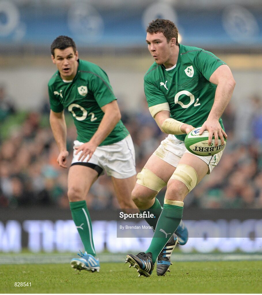 2 February 2014; Peter O'Mahony, right, and Jonathan Sexton, Ireland. RBS Six Nations Rugby Championship, Ireland v Scotland, Aviva Stadium, Lansdowne Road, Dublin. Picture credit: Brendan Moran / SPORTSFILE