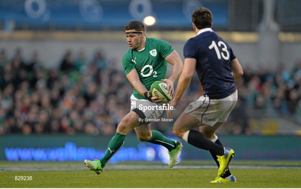 2 February 2014; Fergus McFadden, Ireland, in action against Alex Dunbar, Scotland. RBS Six Nations Rugby Championship, Ireland v Scotland, Aviva Stadium, Lansdowne Road, Dublin. Picture credit: Brendan Moran / SPORTSFILE