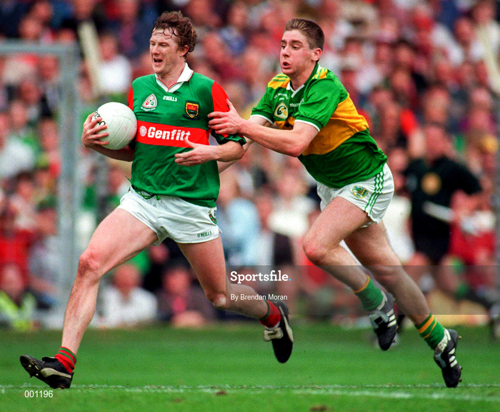 28 September 1997; Pat Fallon of Mayo is tackled by Dara Ó Sé of Kerry during the GAA Football All-Ireland Senior Championship Final match between Kerry and Mayo at Croke Park in Dublin. Photo by Brendan Moran/Sportsfile