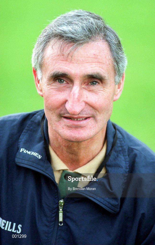 3 September 1997; Tipperary manager Len Gaynor during a GAA Hurling Tipperary Training Session at Semple Stadium in Thurles, Tipperary. Photo by Brendan Moran/Sportsfile