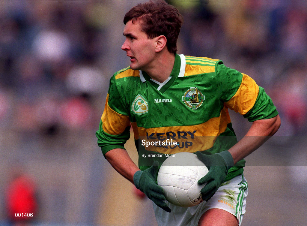 6 April 1997; Maurice Fitzgerald  of Kerry during the Church & General National Football League Quarter-Final match between Kerry and Down at Croke Park in Dublin. Photo by Brendan Moran/Sportsfile