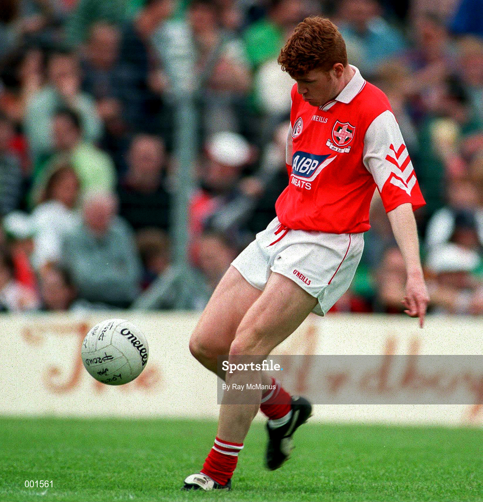 29 June 1997; Ollie McDonnell of Louth during the Leinster GAA Senior Football Championship Semi-Final match between Offaly and Louth at Páirc Tailteann in Navan, Meath. Photo by Ray McManus/Sportsfile