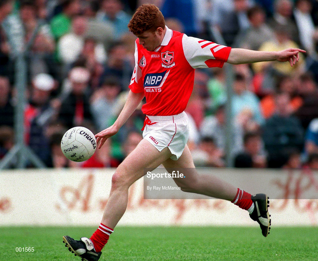 29 June 1997; Ollie McDonnell of Louth during the Leinster GAA Senior Football Championship Semi-Final match between Offaly and Louth at Páirc Tailteann in Navan, Meath. Photo by Ray McManus/Sportsfile