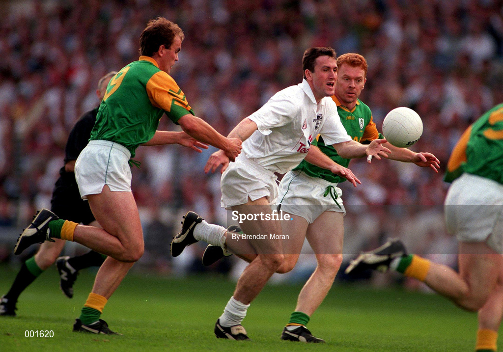 6 July 1997; Niall Buckley of Kildare in action against John McDermott, left, and Enda McManus of Meath during the Leinster GAA Senior Football Championship Semi-Final match between Kildare and Meath at Croke Park in Dublin. Photo by Brendan Moran/Sportsfile