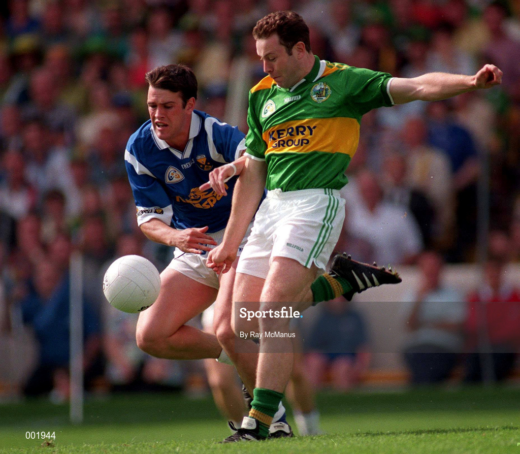 24 August 1997; Seamus Moynihan of Kerry in action against Peter Reilly of Cavan during the GAA Football All-Ireland Senior Championship Semi-Final match between Cavan and Kerry at Croke Park in Dublin. Photo by Ray McManus/Sportsfile