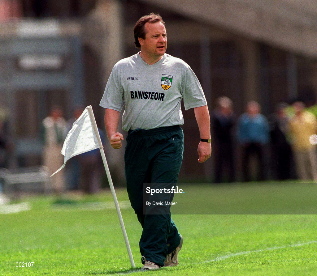 15 June 1997; Offaly manager Tommy Lyons during the Leinster GAA Senior Football Championship Quarter-Final match between Offaly and Wicklow at Croke Park in Dublin. Photo by David Maher/Sportsfile