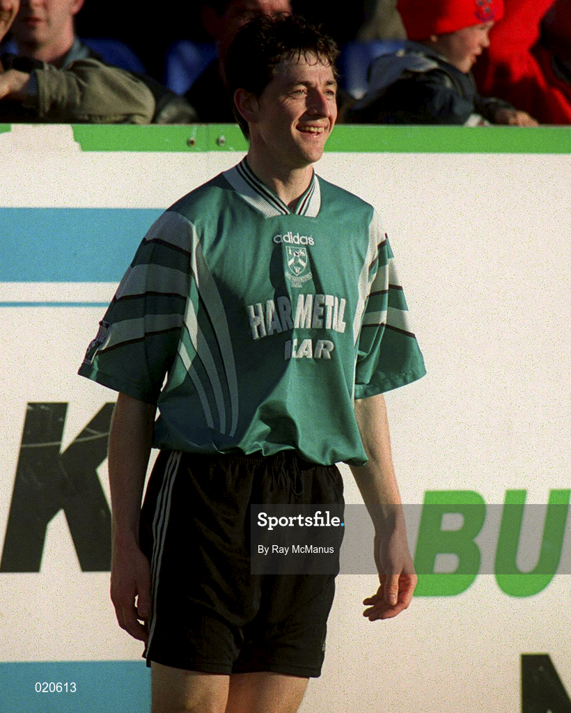 2 April 1999; Colm Tresson of Bray Wanderers celebrates after scoring his side's second goal wduring the FAI Cup semi-final between Shelbourne and Bray Wanderers at Tolka Park in Dublin. Photo by Ray McManus/Sportsfile