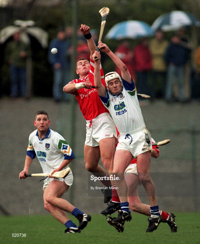 27 March 1999; Diarmuid O'Sullivan of Cork in action against Fergal Hartley of Waterford during the Church and General National Hurling League Division 1B match between Cork and Waterford at Páirc Uí Rinn in Cork. Photo by Brendan Moran/Sportsfile