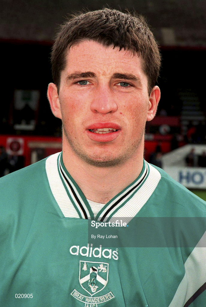 7 February 1999; Jody Lynch of Bray Wanderers prior to the Harp Lager National League Premier Division match between Bohemians and Bray Wanderers at Dalymount Park in Dublin. Photo by Ray Lohan/Sportsfile