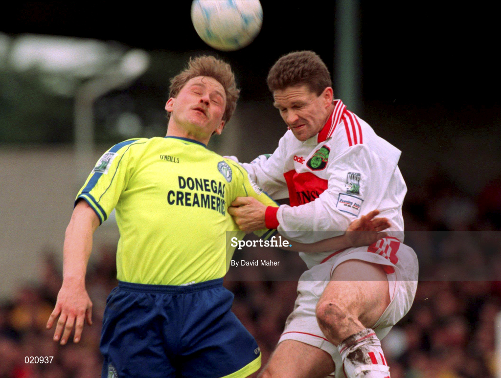 7 February 1999; Jonathan Speake of Finn Harps in action against Declan Daly of Cork City during the FAI Cup match between Cork City and Finn Harps at Turners Cross in Cork. Photo by David Maher/Sportsfile