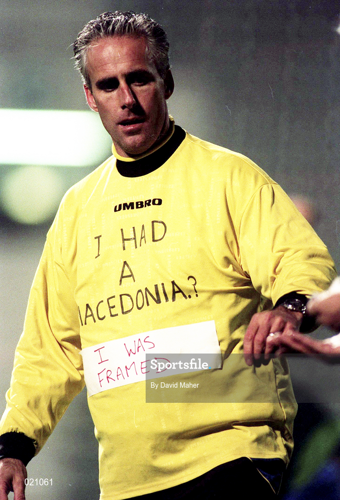14 November 1997; Manager Mick McCarthy during a Republic of Ireland Squad Training session at the King Baudouin Stadium in Brussels, Belgium. Photo by David Maher/Sportsfile