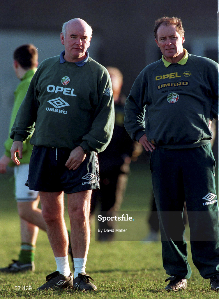 21 January 1999; Assistant manager Noel O'Reilly, left, and manager Brian Kerr during a Republic of Ireland U17 squad training session at St Fintan's School in Sutton, Dublin. Photo by David Maher/Sportsfile