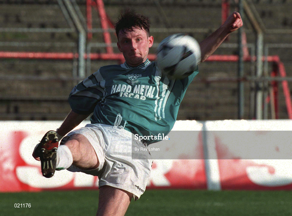 7 February 1999; Pat O'Brien of Bray Wanderers during the Harp Lager National League Premier Division match between Bohemians and Bray Wanderers at Dalymount Park in Dublin. Photo by Ray Lohan/Sportsfile