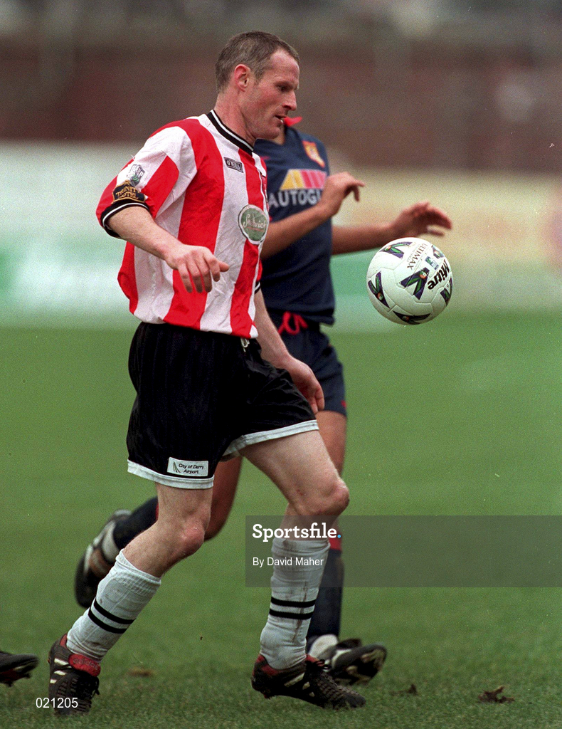14 February 1999; Paul Hegarty of Derry City during the Harp Lager National League Premier Division match between Derry City and St Patrick's Athletic at The Brandywell Stadium in Derry. Photo by David Maher/Sportsfile