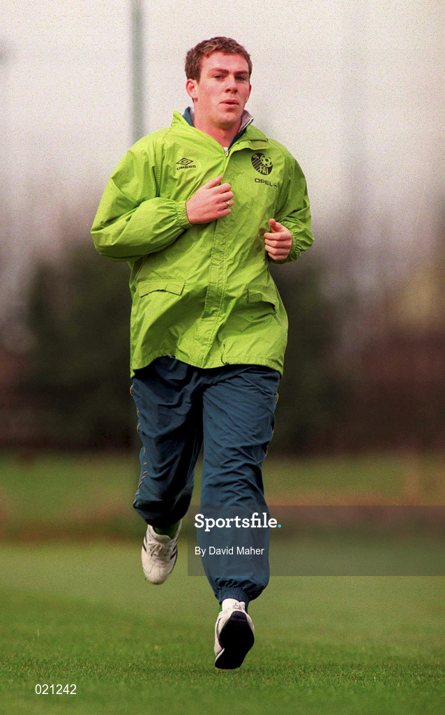 25 March 1999; Richard Dunne during Republic of Ireland U20 Squad Training at the AUL Grounds in Clonshaugh, Dublin. Photo by David Maher/Sportsfile
