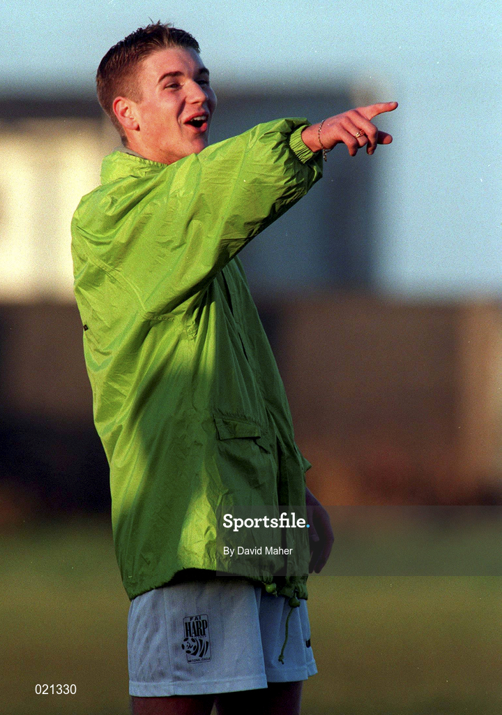 21 January 1999; Shaun Byrne during a Republic of Ireland U17 squad training session at St Fintan's School in Sutton, Dublin. Photo by David Maher/Sportsfile