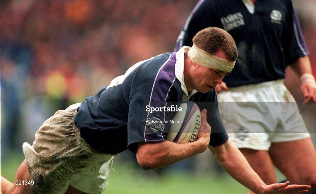 20 March 1999; Stuart Grimes of Scotland scores a try during the Five Nations Rugby Championship match between Scotland and Ireland in Murrayfield Stadium in Edinburgh, Scotland. Photo by Brendan Moran/Sportsfile