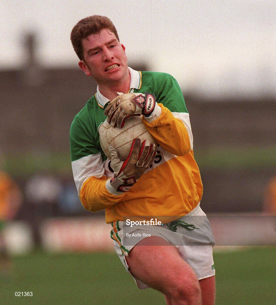 14 March 1999; Tom Coffey of Offaly during the Church and General National Football League Division 1 match between Offaly and Donegal at O'Connor Park in Tullamore, Offaly. Photo by Aoife Rice/Sportsfile