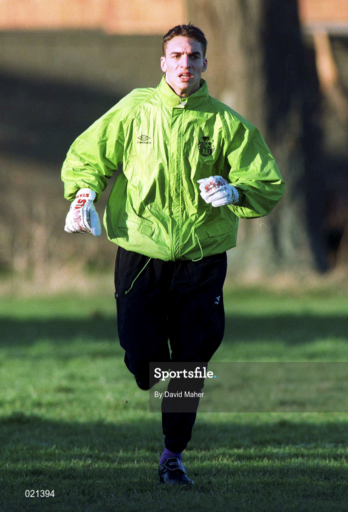 21 January 1999; Goalkeeper Wesdie Abdelaziz during a Republic of Ireland U17 squad training session at St Fintan's School in Sutton, Dublin. Photo by David Maher/Sportsfile