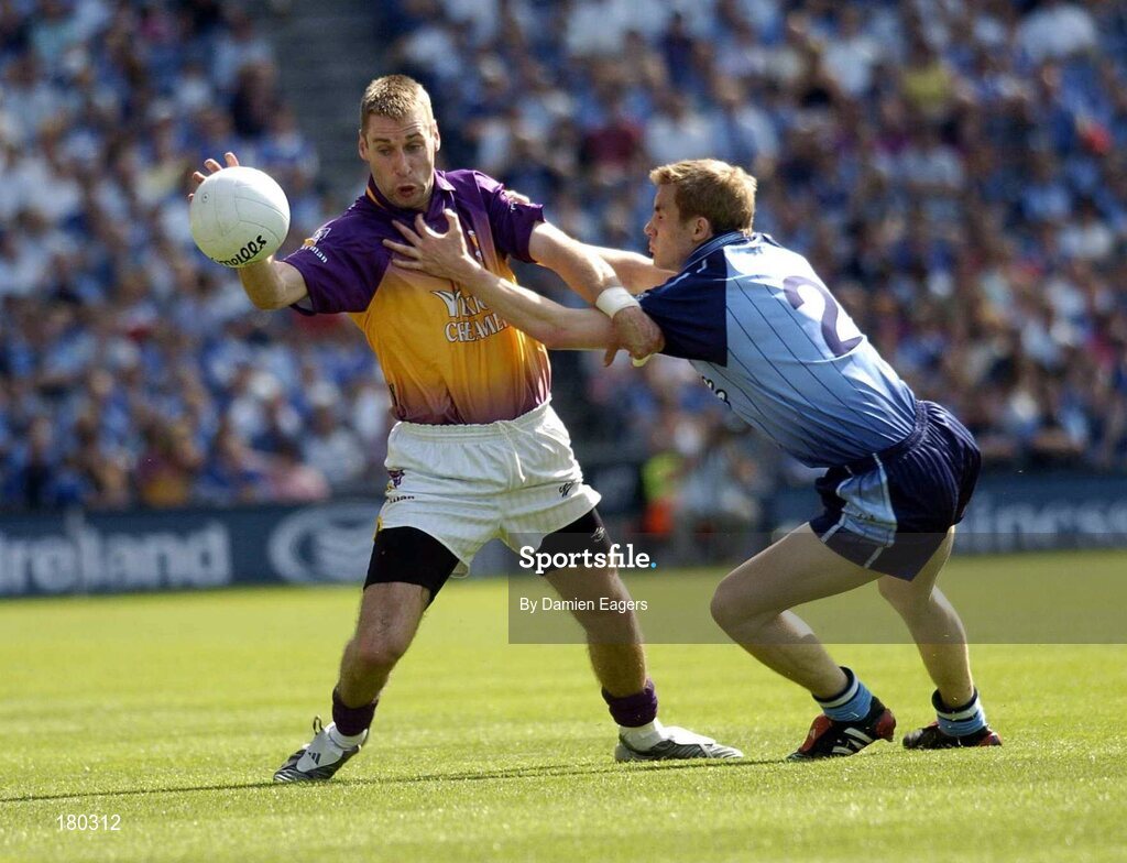 19 June 2005; Matty Forde, Wexford, in action against Paul Griffin, Dublin. Bank of Ireland Leinster Senior Football Championship Semi-Final, Dublin v Wexford, Croke Park, Dublin. Picture credit; Damien Eagers / SPORTSFILE
