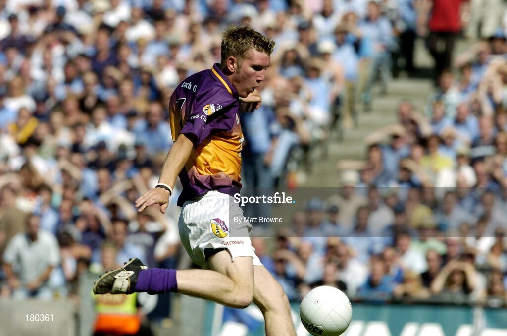 19 June 2005; PJ Banville, Wexford, scores a goal against Dublin. Bank of Ireland Leinster Senior Football Championship Semi-Final, Dublin v Wexford, Croke Park, Dublin. Picture credit; Matt Browne / SPORTSFILE