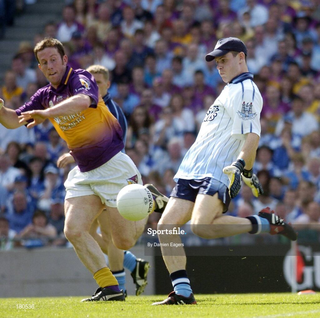 19 June 2005; Stephen Cluxton, Dublin goalkeeper, in action against Paddy Colfer, Wexford. Bank of Ireland Leinster Senior Football Championship Semi-Final, Dublin v Wexford, Croke Park, Dublin. Picture credit; Damien Eagers / SPORTSFILE