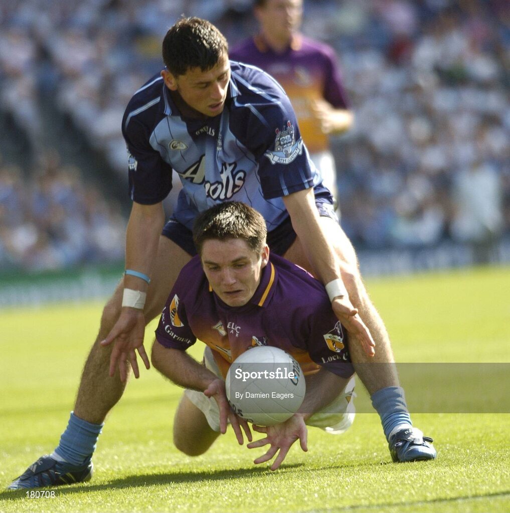19 June 2005; Paraic Curtis, Wexford, in action against Alan Brogan, Dublin. Bank of Ireland Leinster Senior Football Championship Semi-Final, Dublin v Wexford, Croke Park, Dublin. Picture credit; Damien Eagers / SPORTSFILE