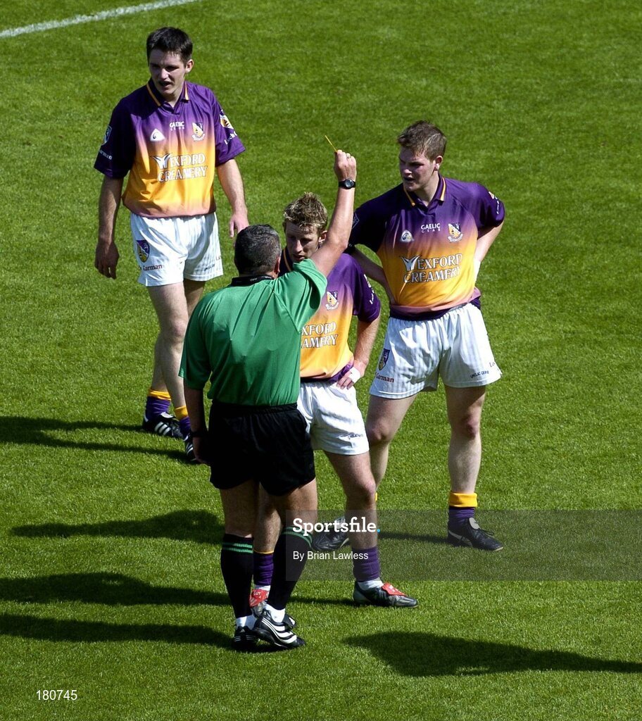 19 June 2005; Wexford's Niall Murphy is shown a yellow card by referee Brian Crowe. Bank of Ireland Leinster Senior Football Championship Semi-Final, Dublin v Wexford, Croke Park, Dublin. Picture credit; Brian Lawless / SPORTSFILE