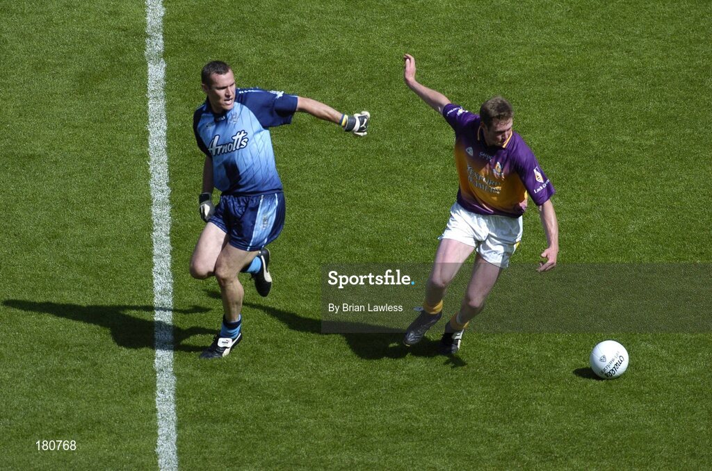 19 June 2005; Nicky Lambert, Wexford, in action against Ciaran Whelan, Dublin. Bank of Ireland Leinster Senior Football Championship Semi-Final, Dublin v Wexford, Croke Park, Dublin. Picture credit; Brian Lawless / SPORTSFILE