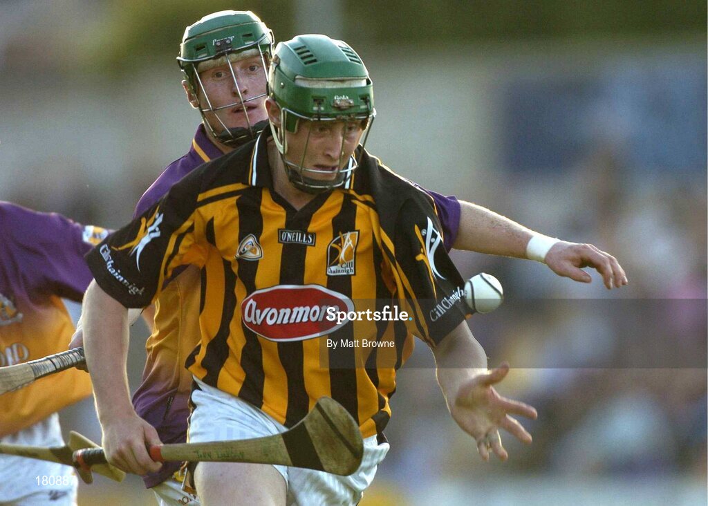 22 June 2005; John Dalton, Kilkenny, races clear of Jim Barry, Wexford. U21 Leinster Hurling Championship Semi-Final, Wexford v Kilkenny, Wexford Park, Wexford. Picture credit; Matt Browne / SPORTSFILE