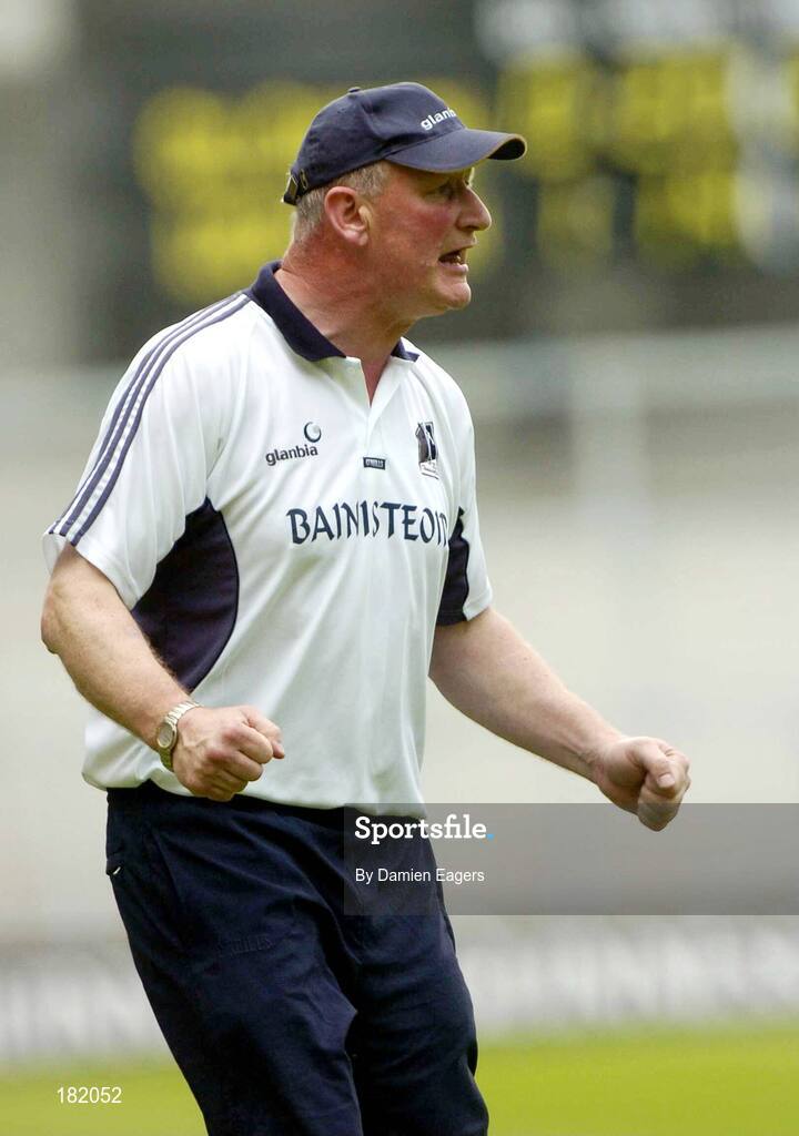3 July 2005; Kilkenny manager Brian Cody encourages his players. Guinness Leinster Senior Hurling Championship Final, Kilkenny v Wexford, Croke Park, Dublin. Picture credit; Damien Eagers / SPORTSFILE
