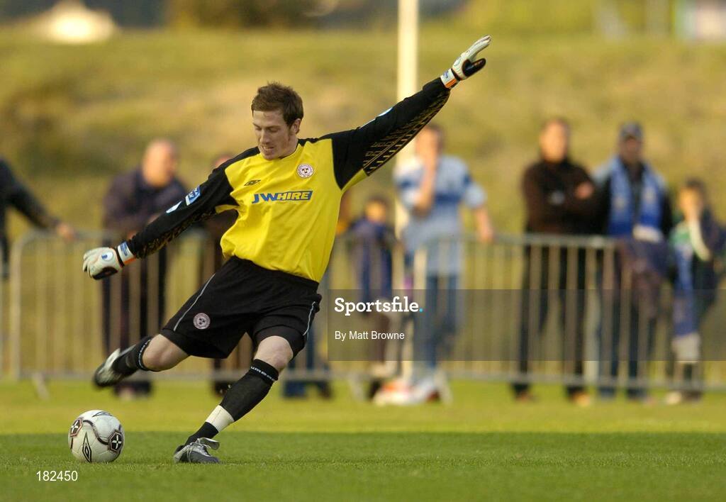 24 June 2005; Dean Delaney, Shelbourne. eircom League, Premier Division, Waterford United v Shelbourne, Waterford RSC, Waterford. Picture credit; Matt Browne / SPORTSFILE