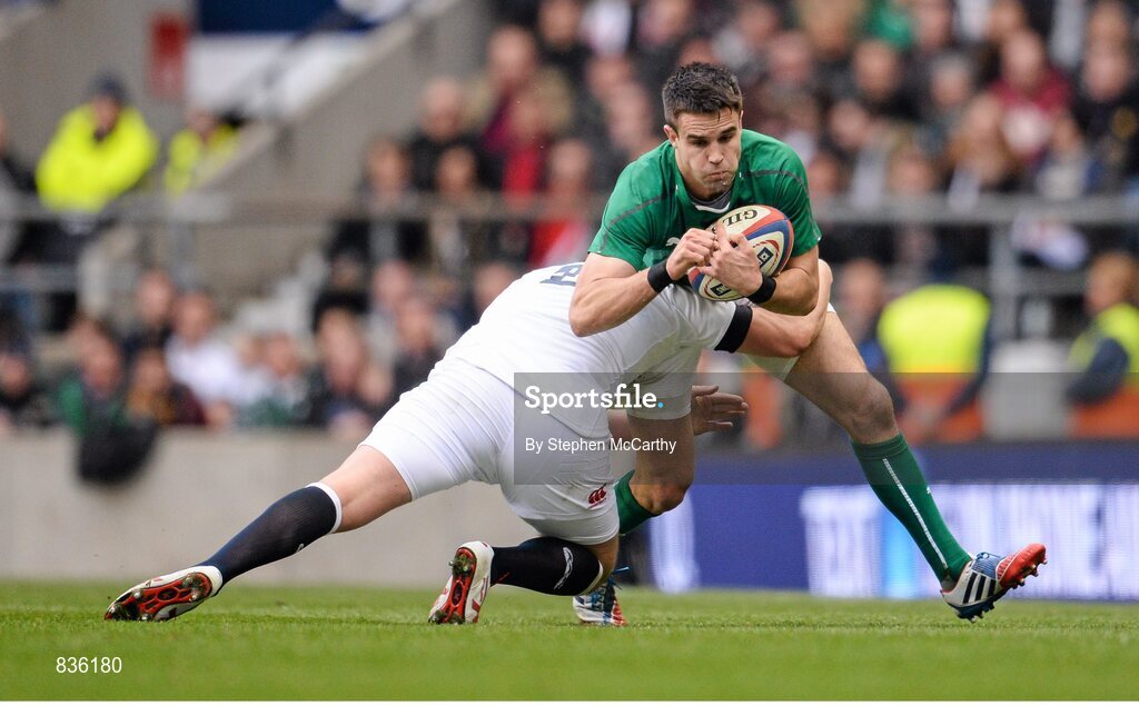 22 February 2014; Conor Murray, Ireland, is tackled by Dylan Hartley, England. RBS Six Nations Rugby Championship, England v Ireland, Twickenham Stadium, Twickenham, London, England. Picture credit: Stephen McCarthy / SPORTSFILE