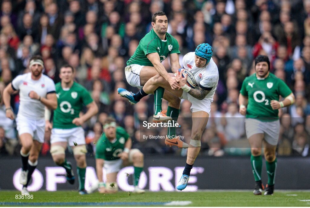 22 February 2014; Dave Kearney, Ireland, in action against Jack Nowell, England. RBS Six Nations Rugby Championship, England v Ireland, Twickenham Stadium, Twickenham, London, England. Picture credit: Stephen McCarthy / SPORTSFILE