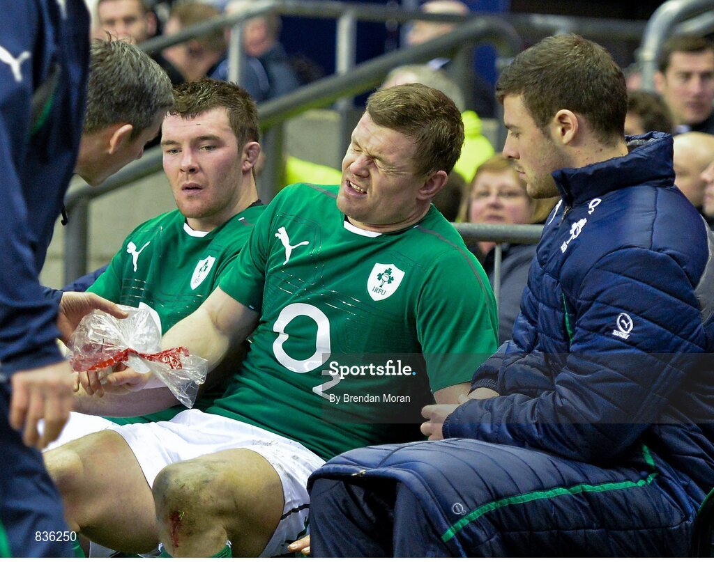 22 February 2014; Brian O'Driscoll, Ireland, reacts as he sits down after leaving the pitch before the final whistle. RBS Six Nations Rugby Championship, England v Ireland. Twickenham Stadium, Twickenham, London, England. Picture credit: Brendan Moran / SPORTSFILE
