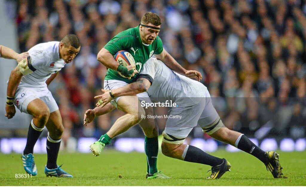 22 February 2014; Fergus McFadden, Ireland, is tackled by Ben Morgan, England. RBS Six Nations Rugby Championship, England v Ireland, Twickenham Stadium, Twickenham, London, England. Picture credit: Stephen McCarthy / SPORTSFILE