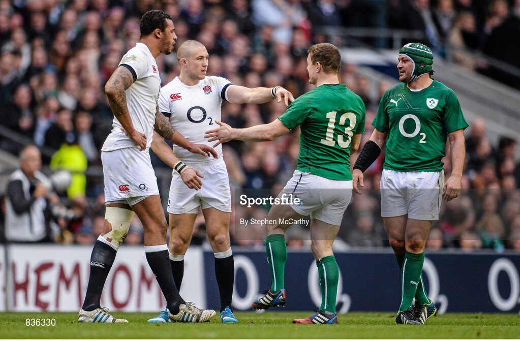 22 February 2014; Mike Brown, England, and Brian O'Driscoll, Ireland, during the first half. RBS Six Nations Rugby Championship, England v Ireland, Twickenham Stadium, Twickenham, London, England. Picture credit: Stephen McCarthy / SPORTSFILE